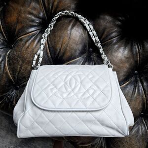CHANEL Shoulder Bag Caviar Skin Leather White Women's z5577